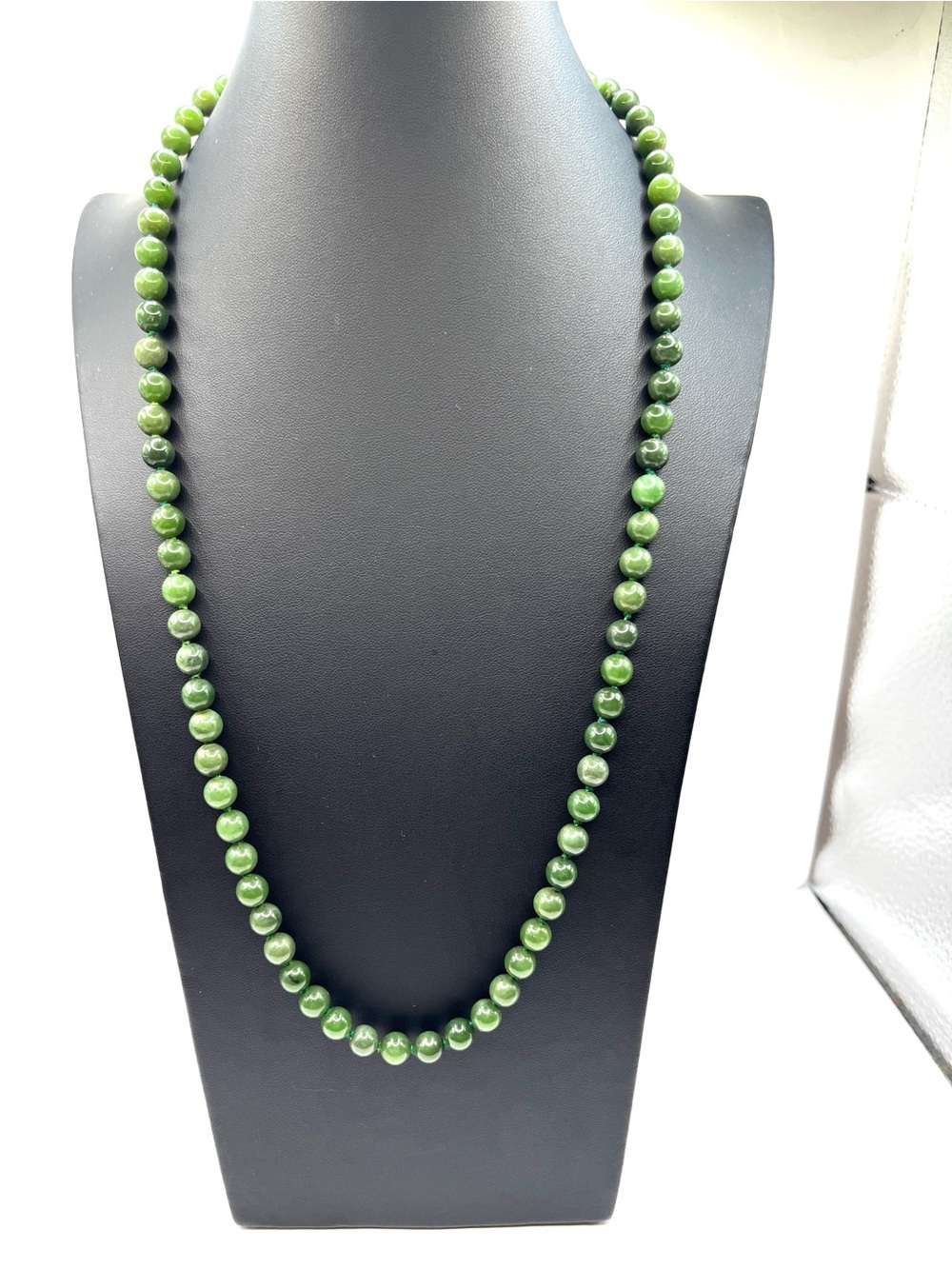 Green Bead Necklace - Nephrite Vintage Hand Knotted Necklace